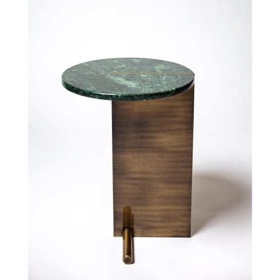 MARBLE TOP BRASS LEG SIDE TABLE