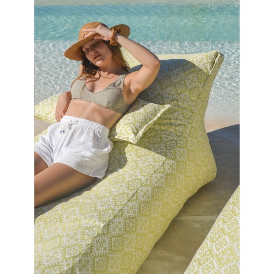 LIME ICICLE OUTDOOR LOUNGER