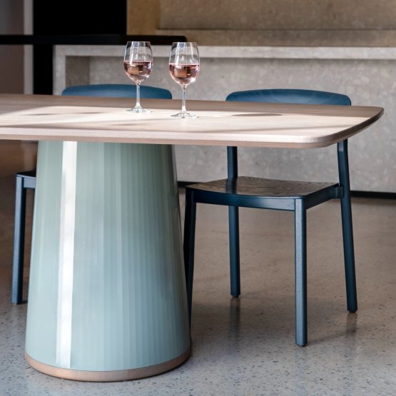 STAM FOUR TO SIX SEATER DINING TABLE