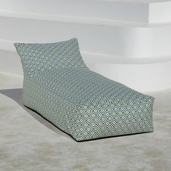 SACRAMENTO STORM OUTDOOR LOUNGER