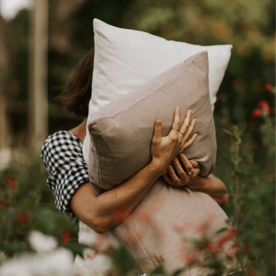 NUDE LINEN PILLOW COVER SET