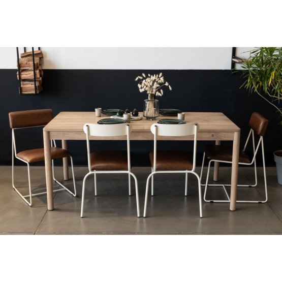 DILY OAK DINING TABLE