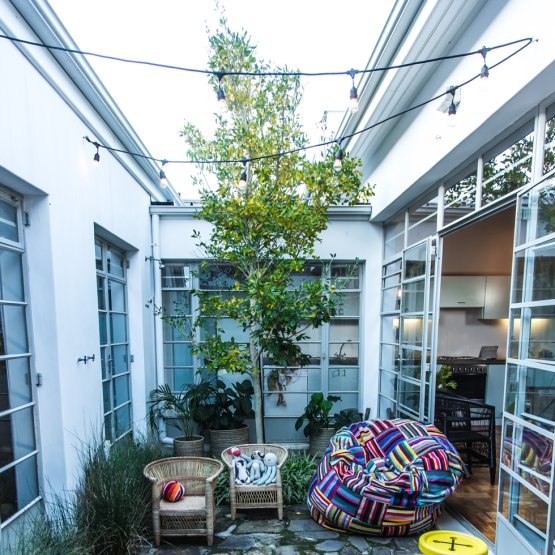 OUTDOOR STRING LIGHTS