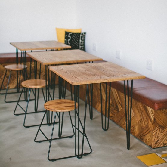 MELBOURNE STOOL